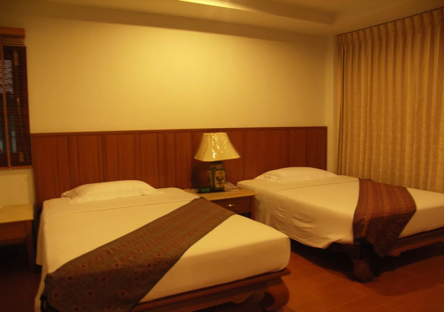 Sailom Resort Bangsaphan