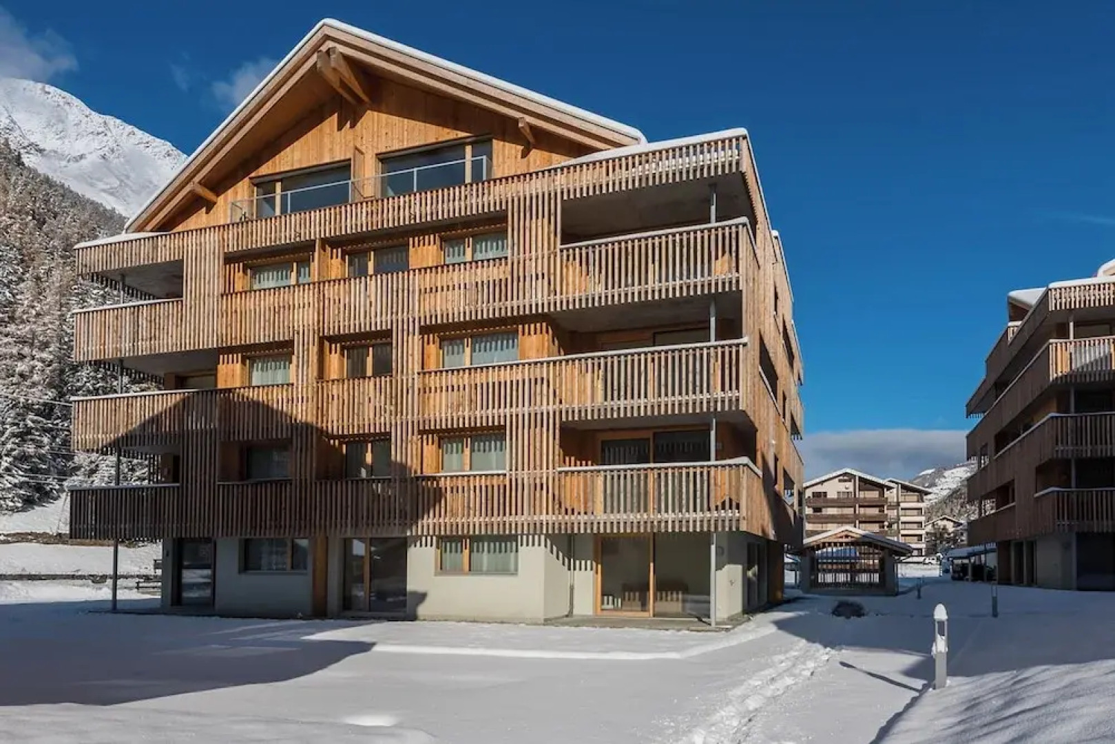 Montela Apartment - Hotel & Resort - Premium Stay