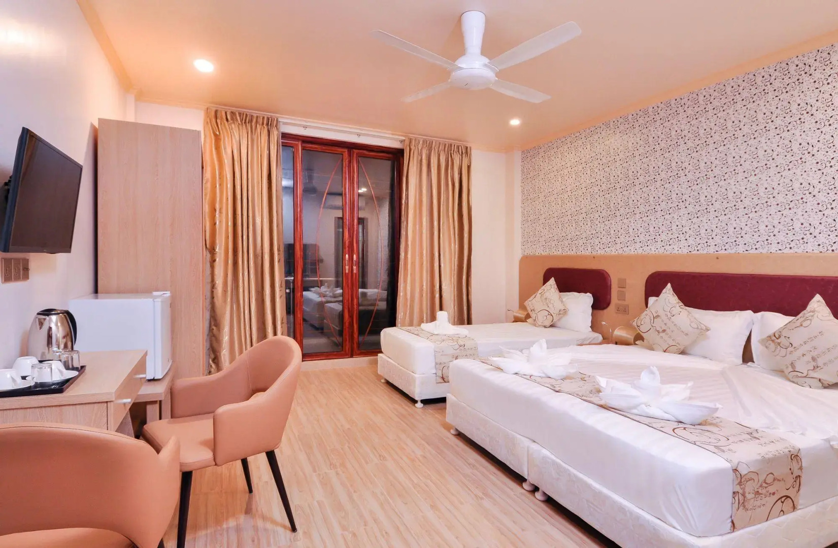 Отель Sunrise Beach and Spa