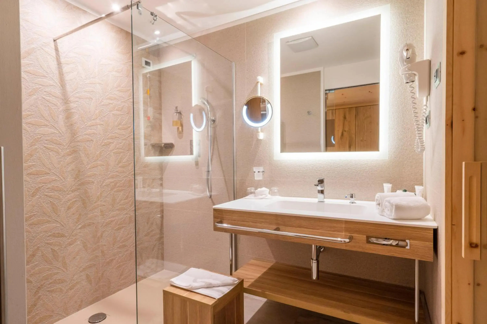 Hotel Cesa Tyrol