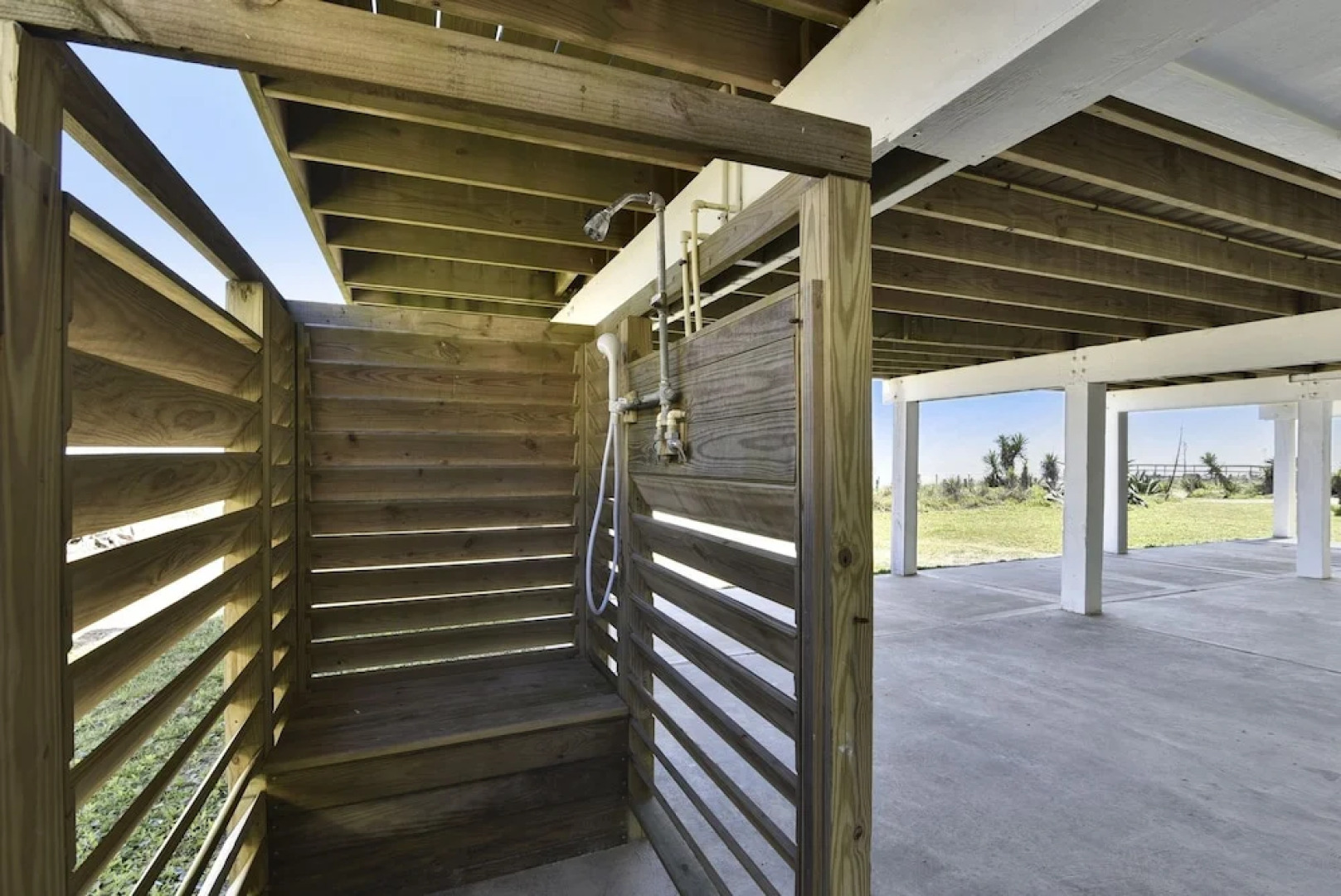 Bermuda Beachfront by RedAwning