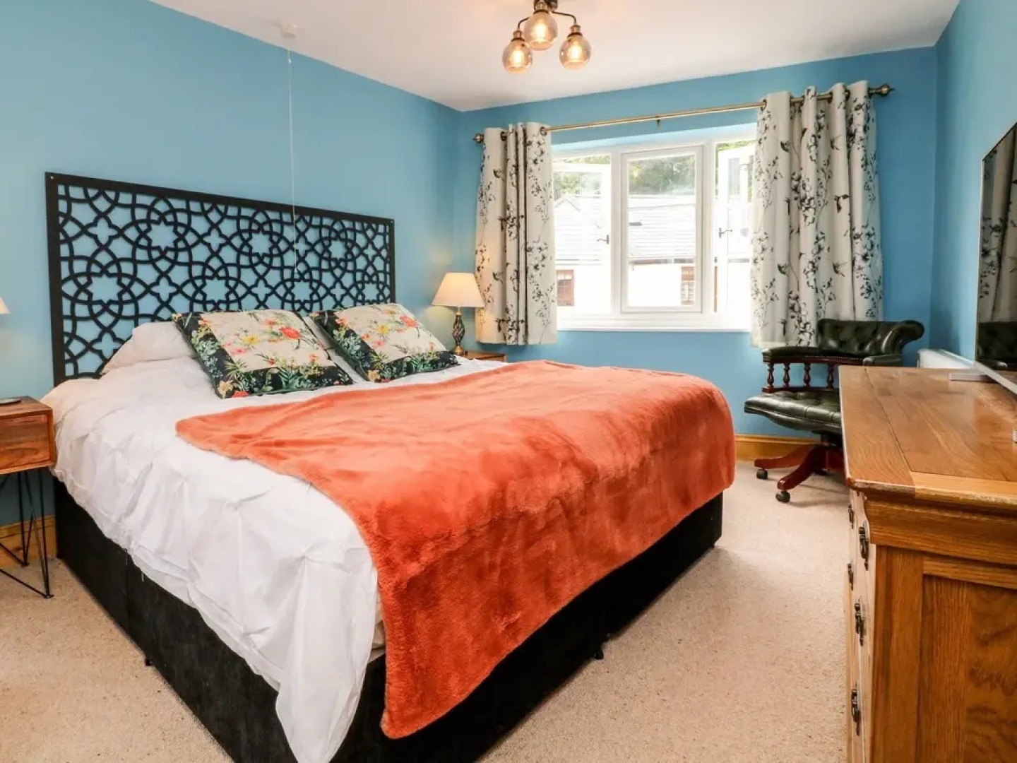 Old Bridge Post Office