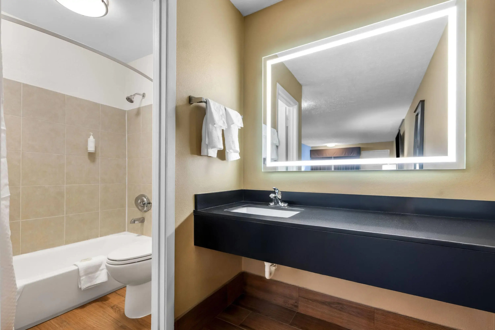 Super 8 by Wyndham Gadsden AL