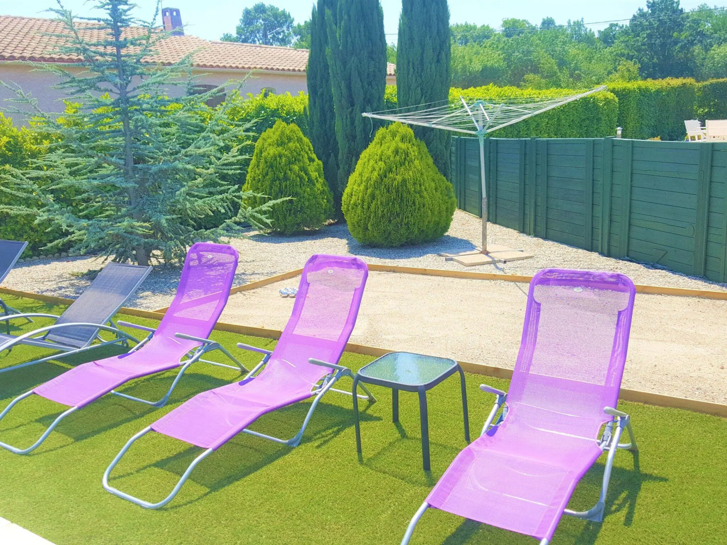 Tasteful Villa in Cambieure with Jacuzzi