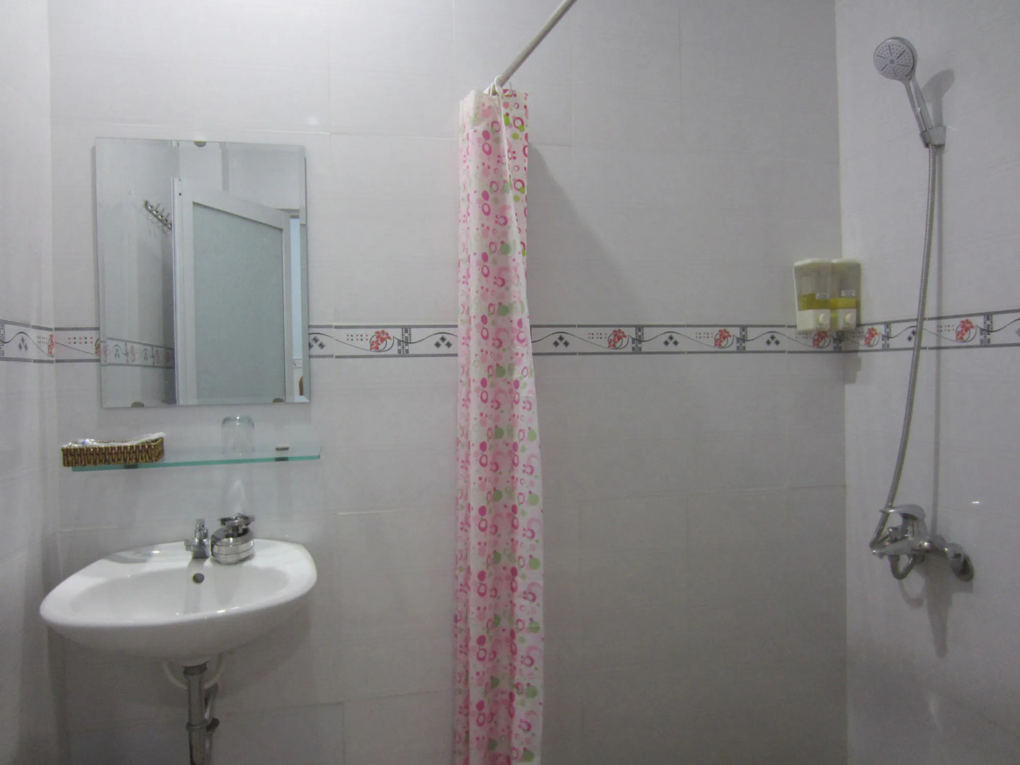 Ngan Giang Guest House