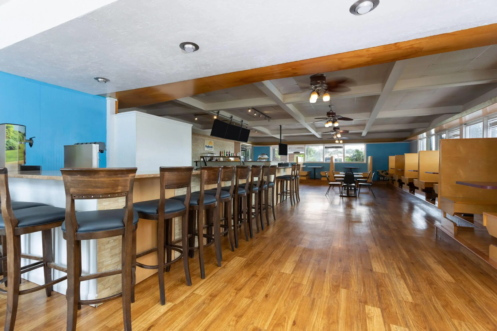 Days Inn by Wyndham Fort Myers Springs Resort