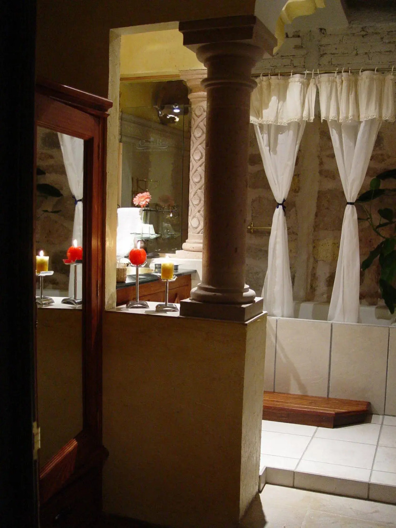 Hotel La Casa de las Rosas