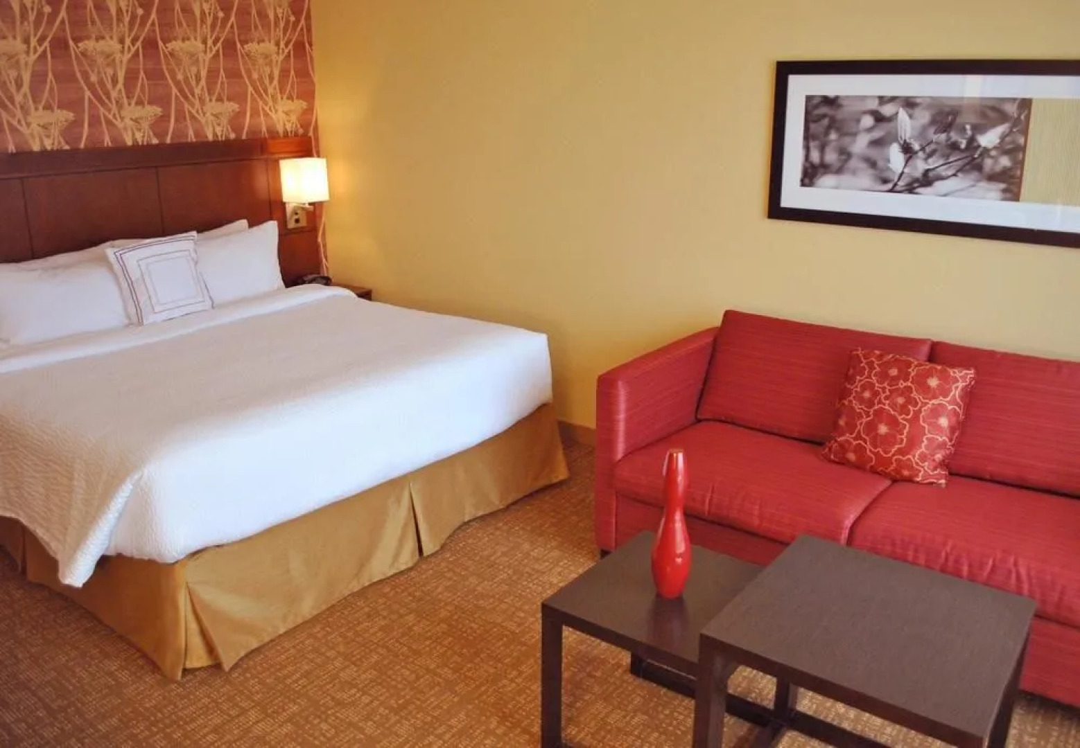 Courtyard Evansville East