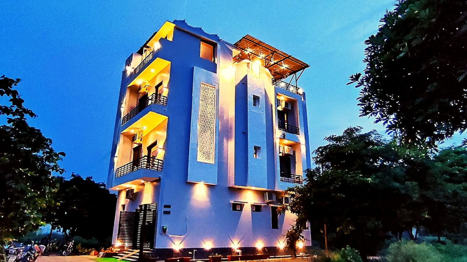 Asapian House - A Luxury Homestay at Moradabad