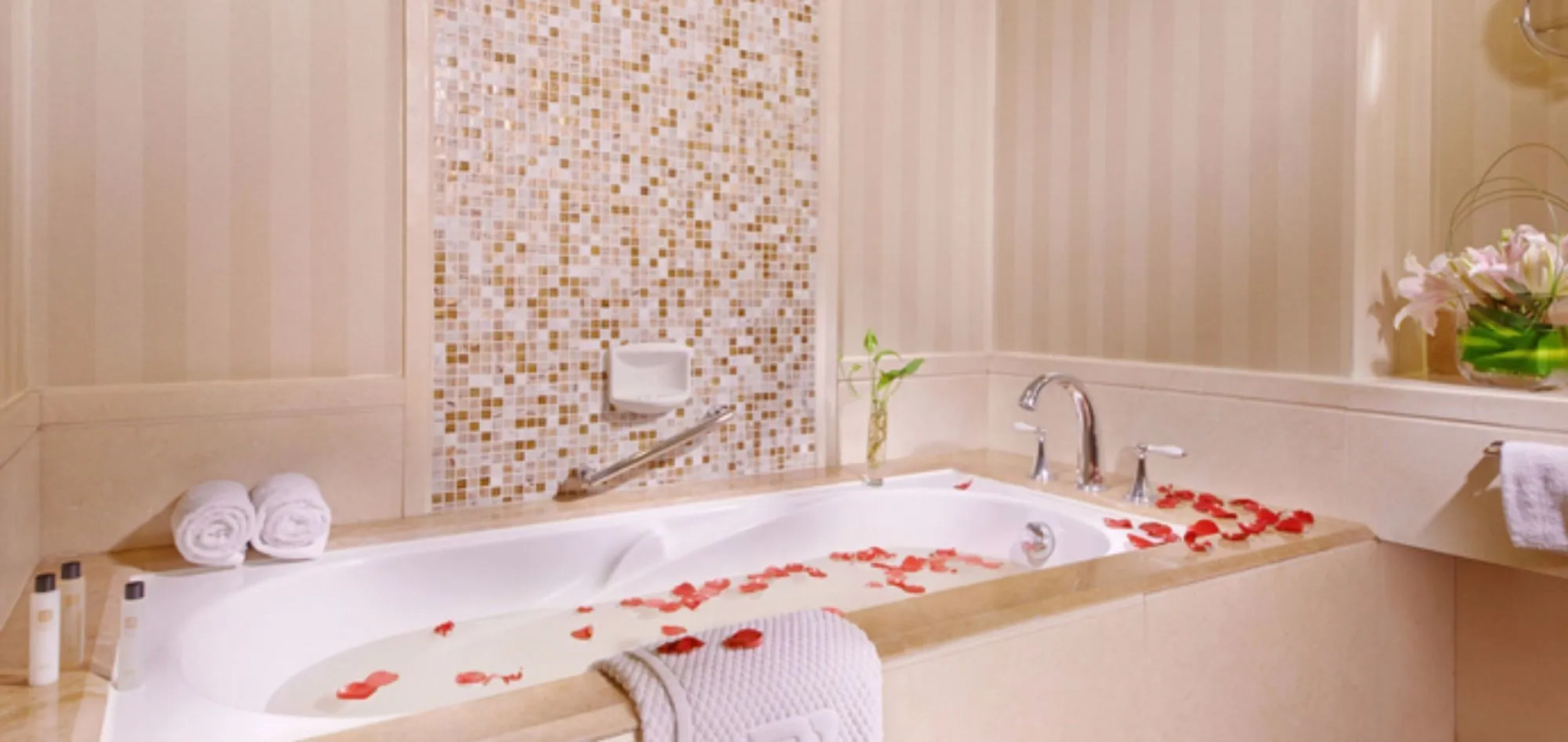 GRAND NEW CENTURY HOTEL Binhai Tianjin