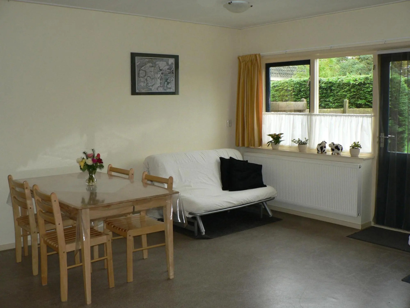 Exquisite Apartment near Lake in Arum