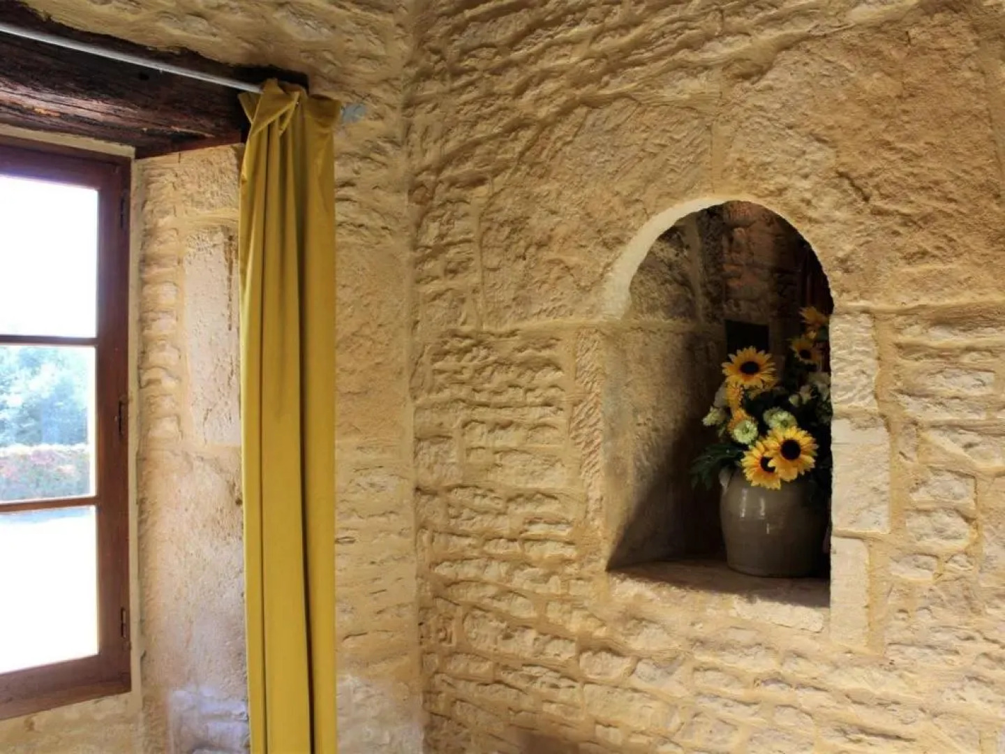 Gîte Salignac-Eyvigues, 4 pièces, 6 personnes - FR-1-616-88