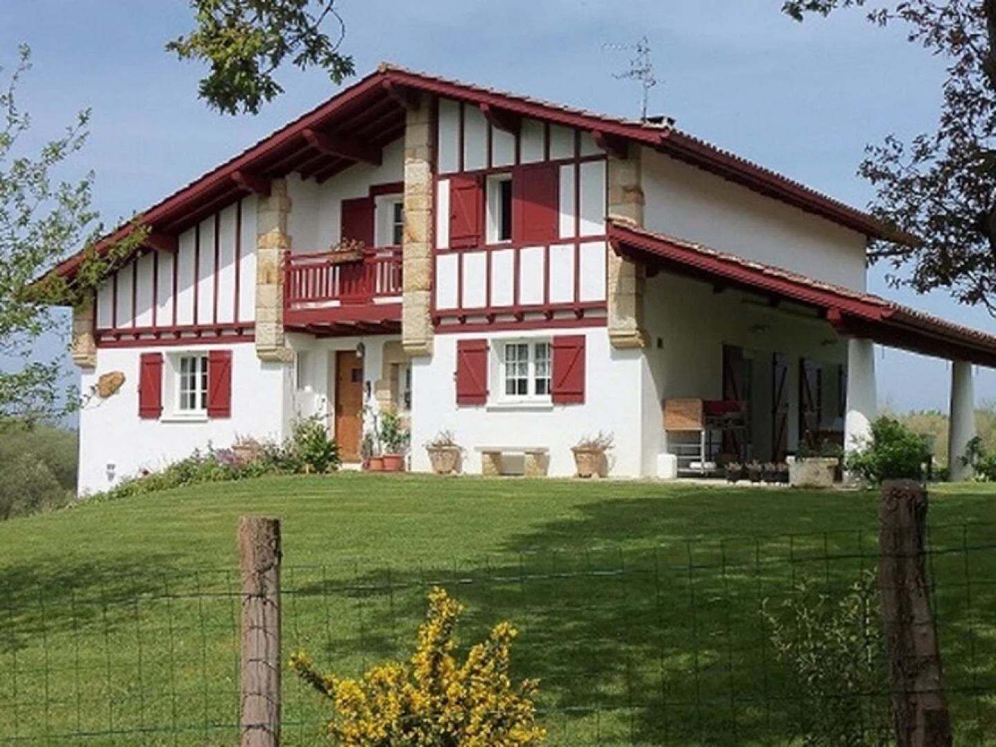 House With 5 Bedrooms in Ahetze, With Wonderful Mountain View, Private