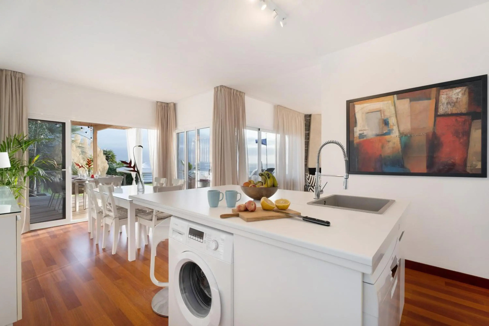 VILLA BAHIA DE MICHEL, Piscina climatizable, Free Wifi, BBQ