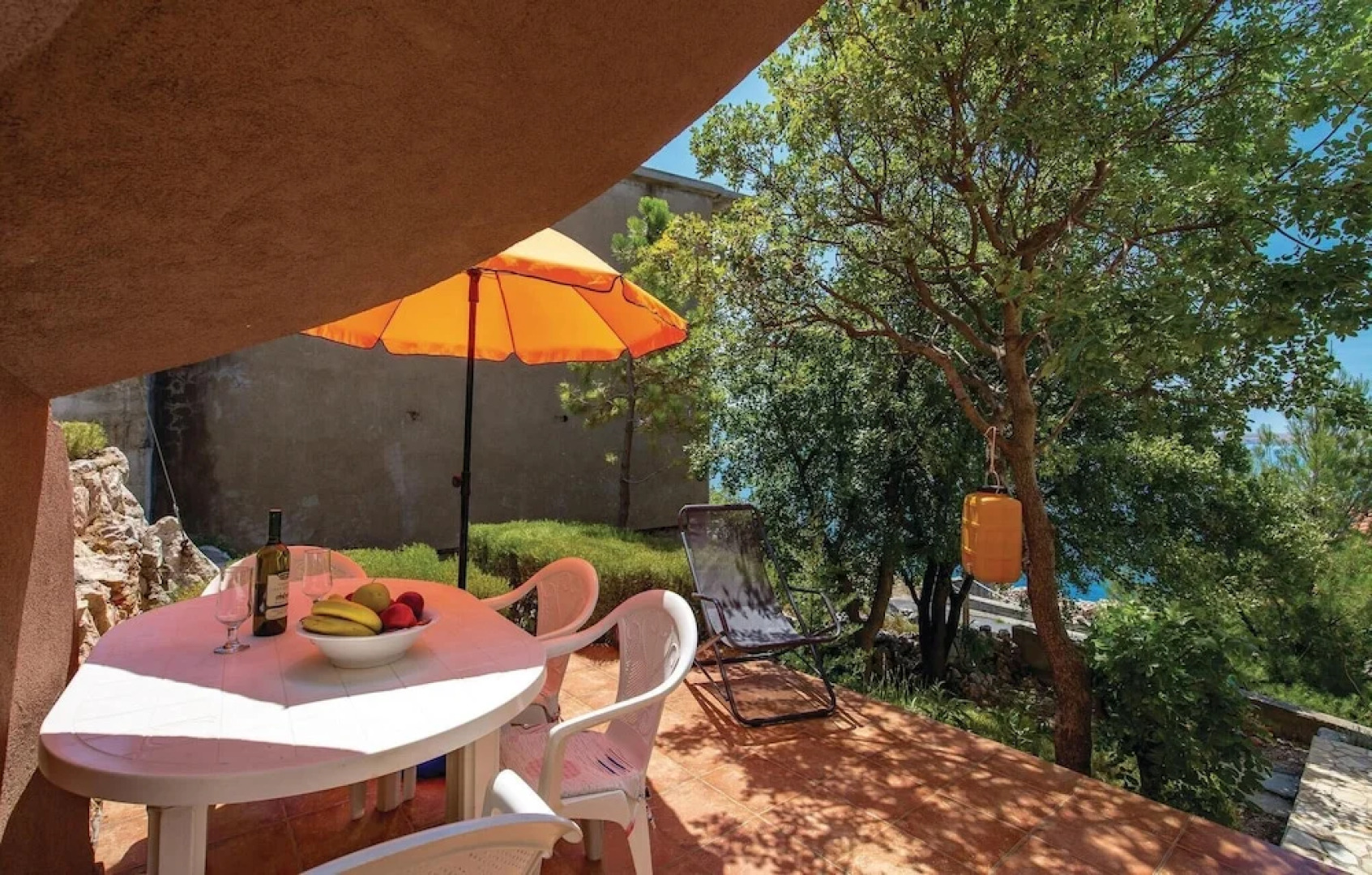 Stunning Home in Lukovo Sugarje With Wifi and 2 Bedrooms