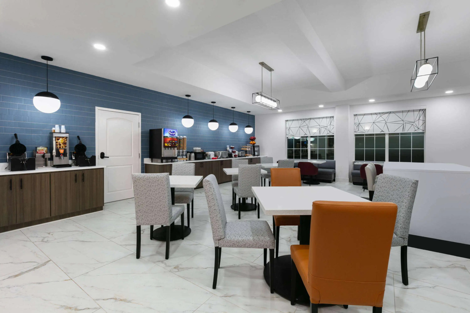 La Quinta Inn & Suites by Wyndham Ft. Worth - Burleson