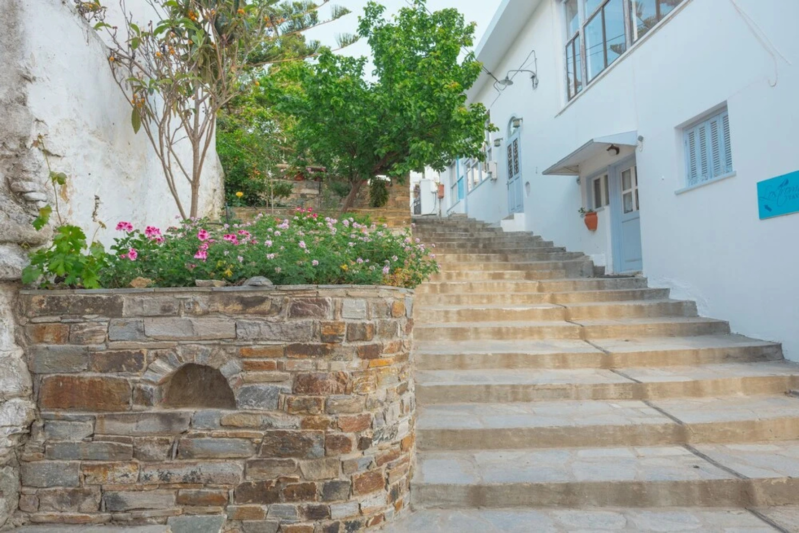 Thymianos Apartments