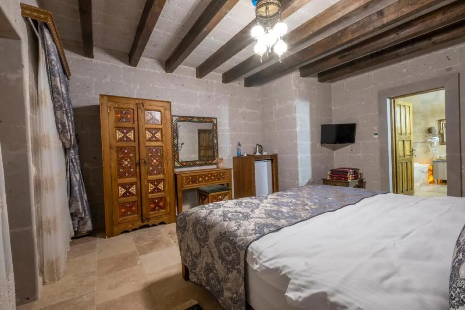 Underground Cave Suites