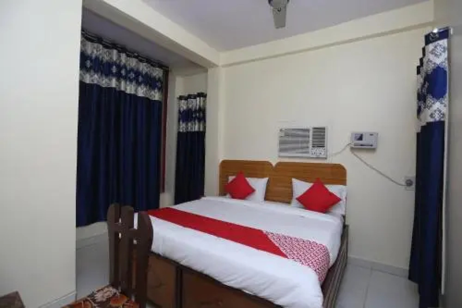 OYO 23577 Hotel Awadh