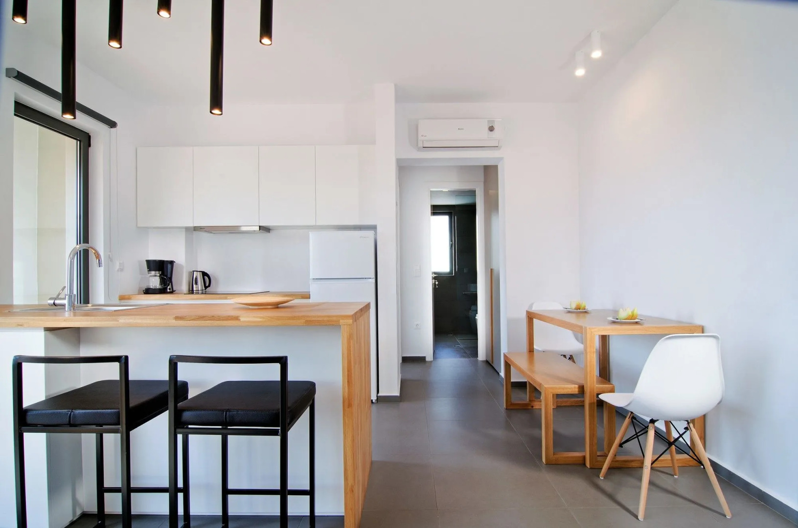 Seametry Luxury Living Apartments Adults Only