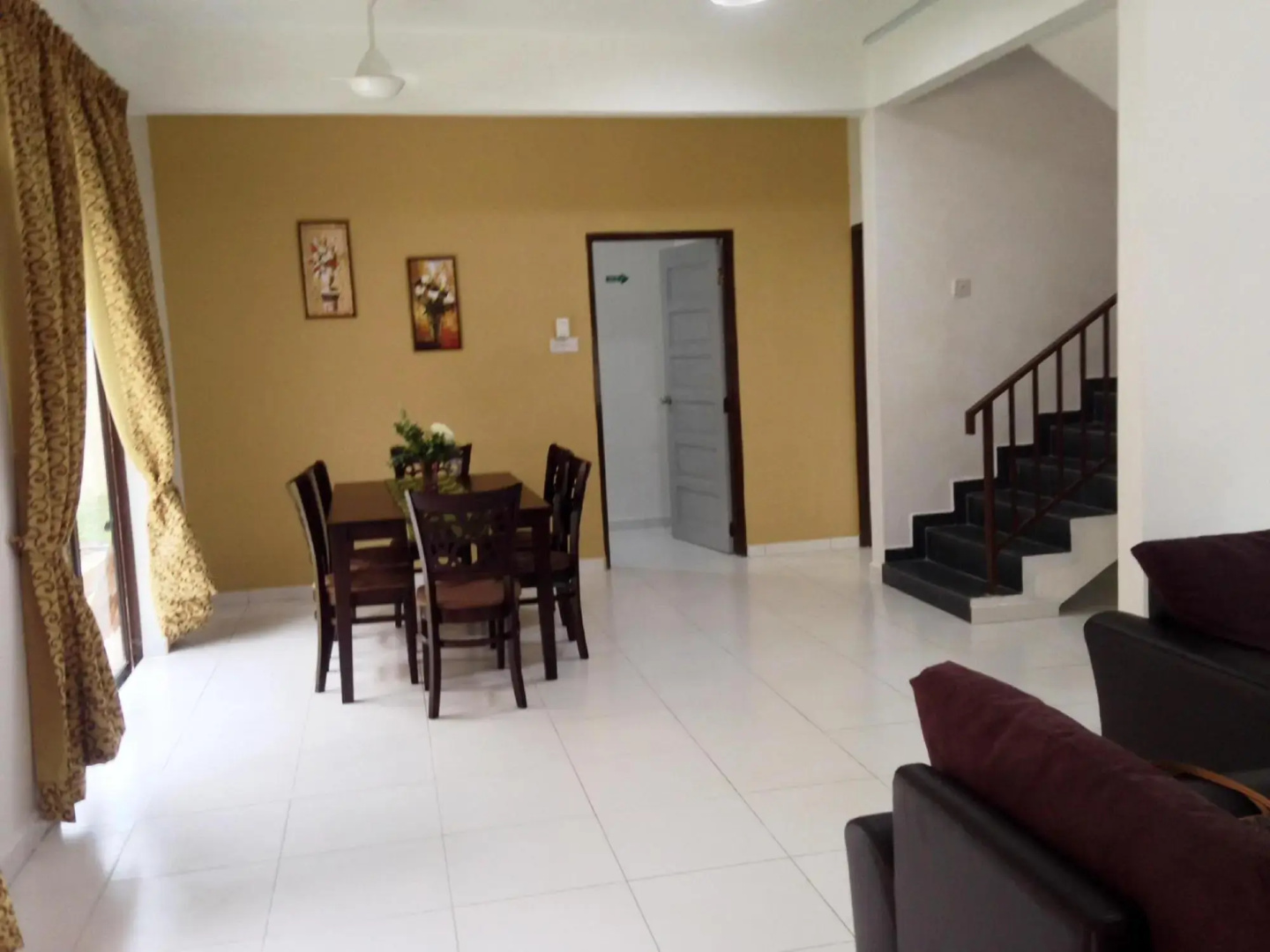 D'View Guest Houses