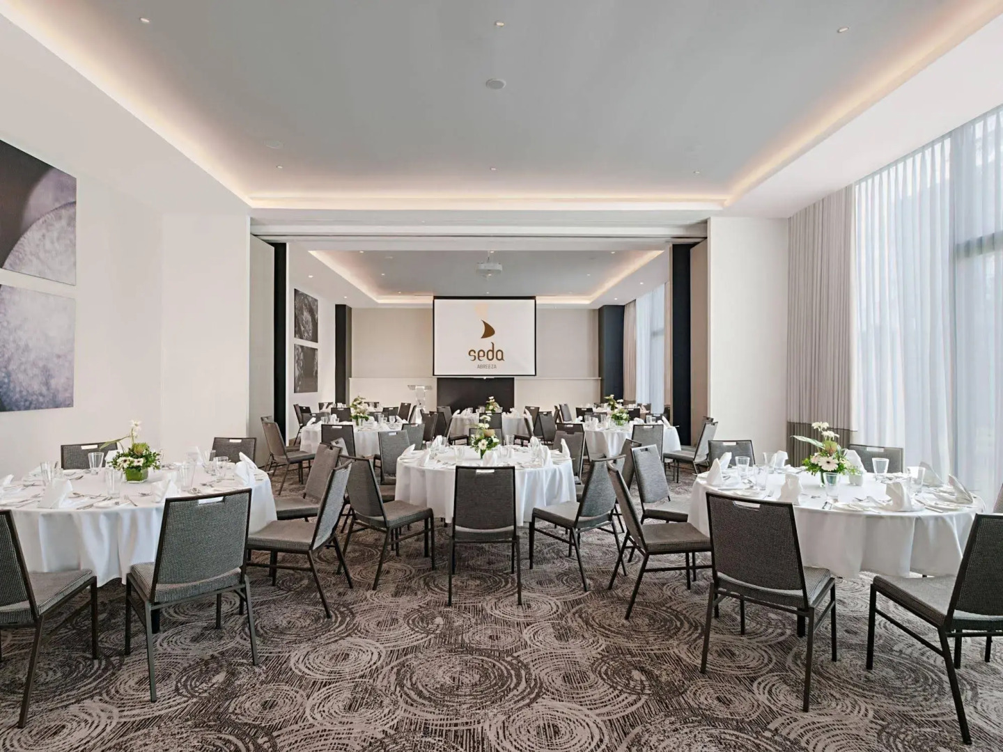 Seda Abreeza - Newly Renovated