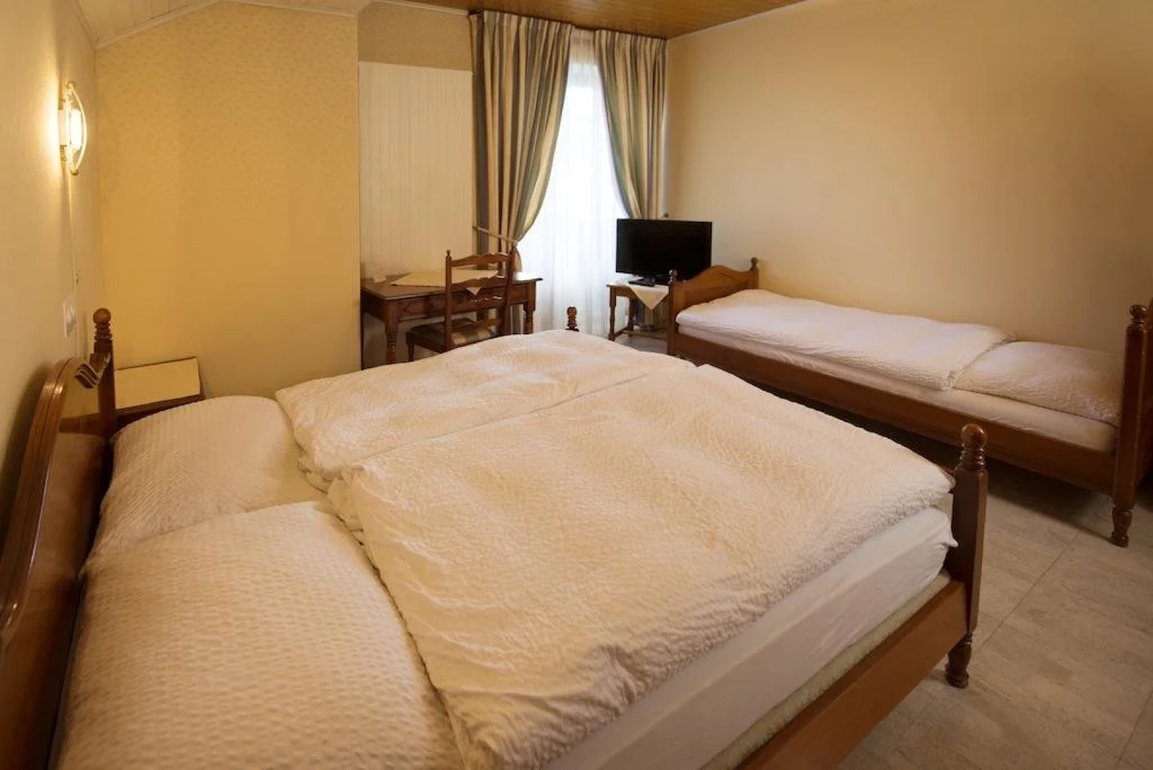 Hôtel - Restaurant Le Manoir