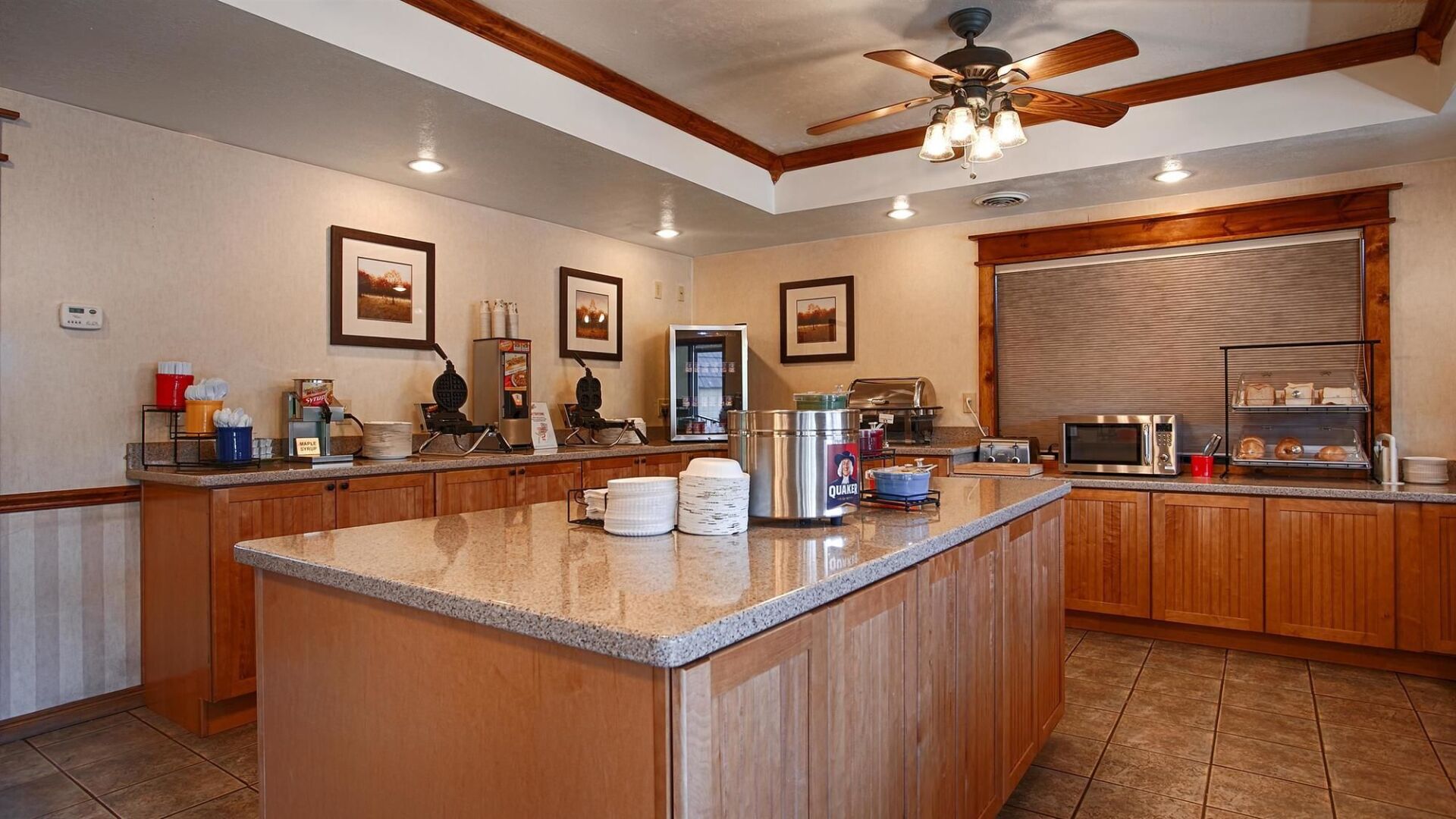 Best Western Plus Weston Inn