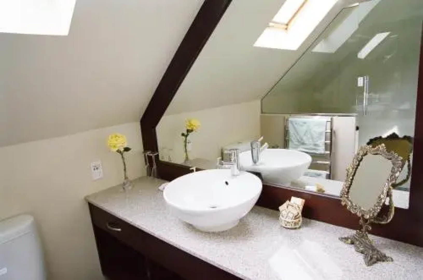 Anglesea House Inn