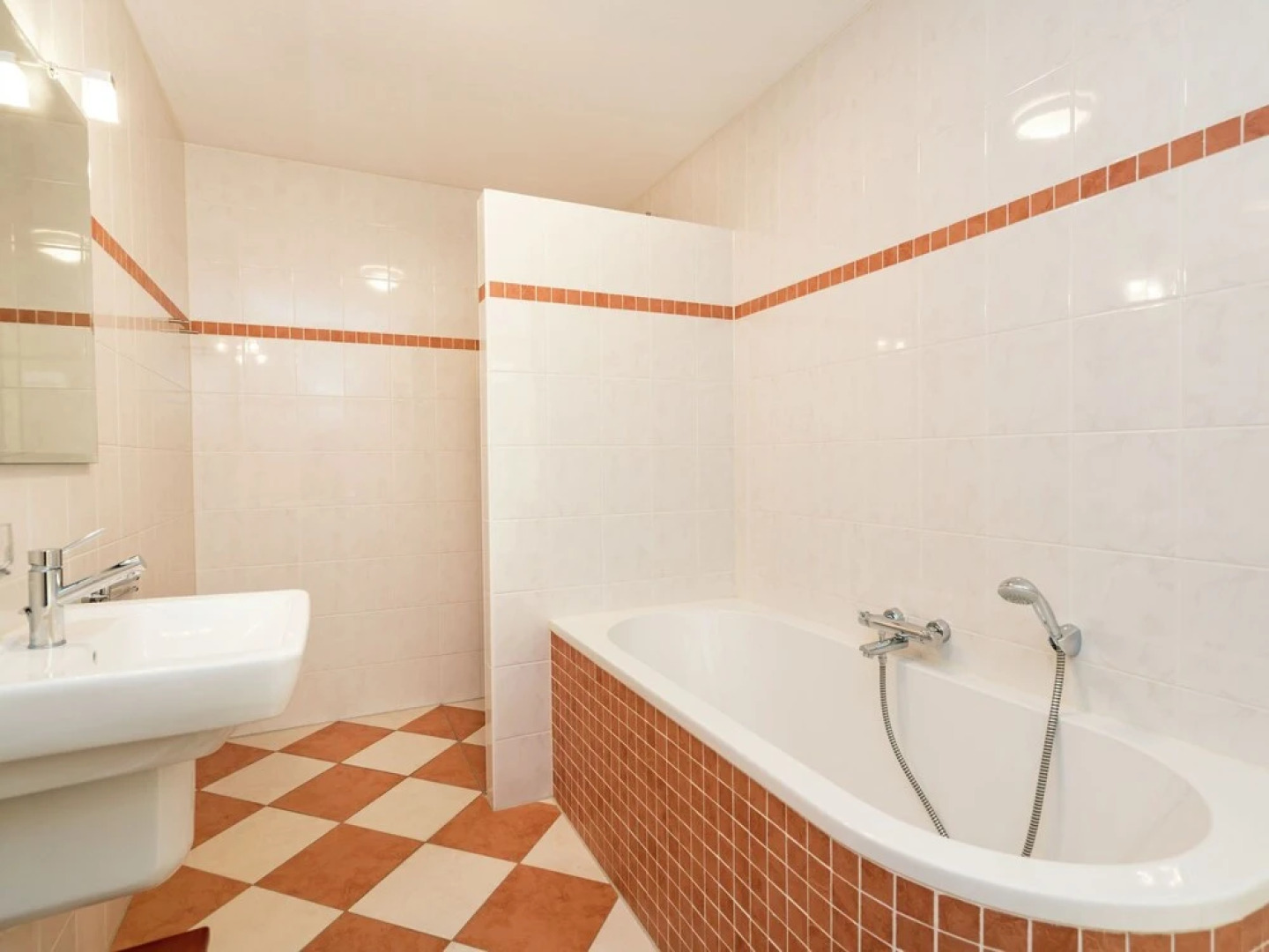 Villa in Biddinghuizen by Lake Vulwe