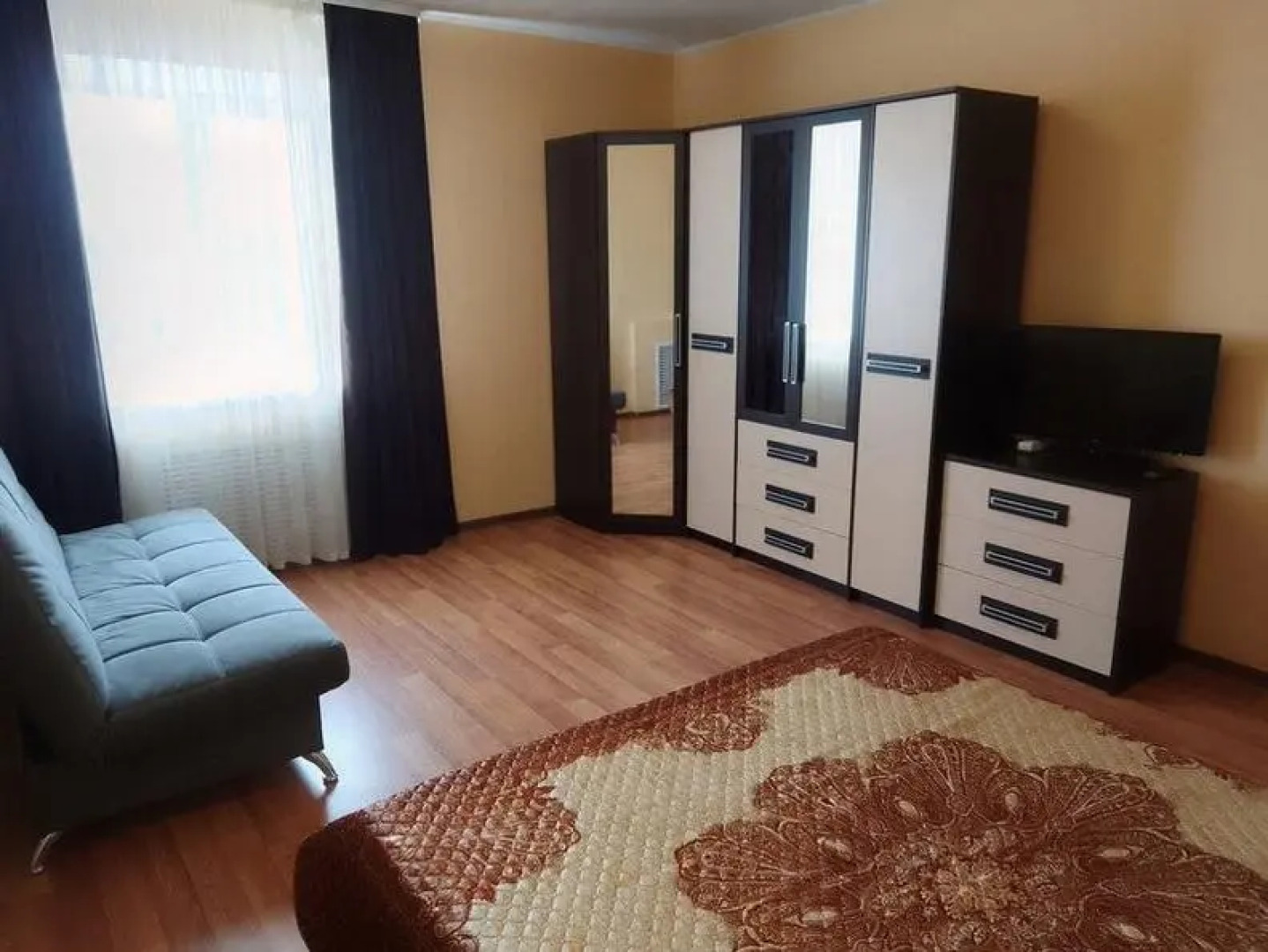 Четыре Сезона