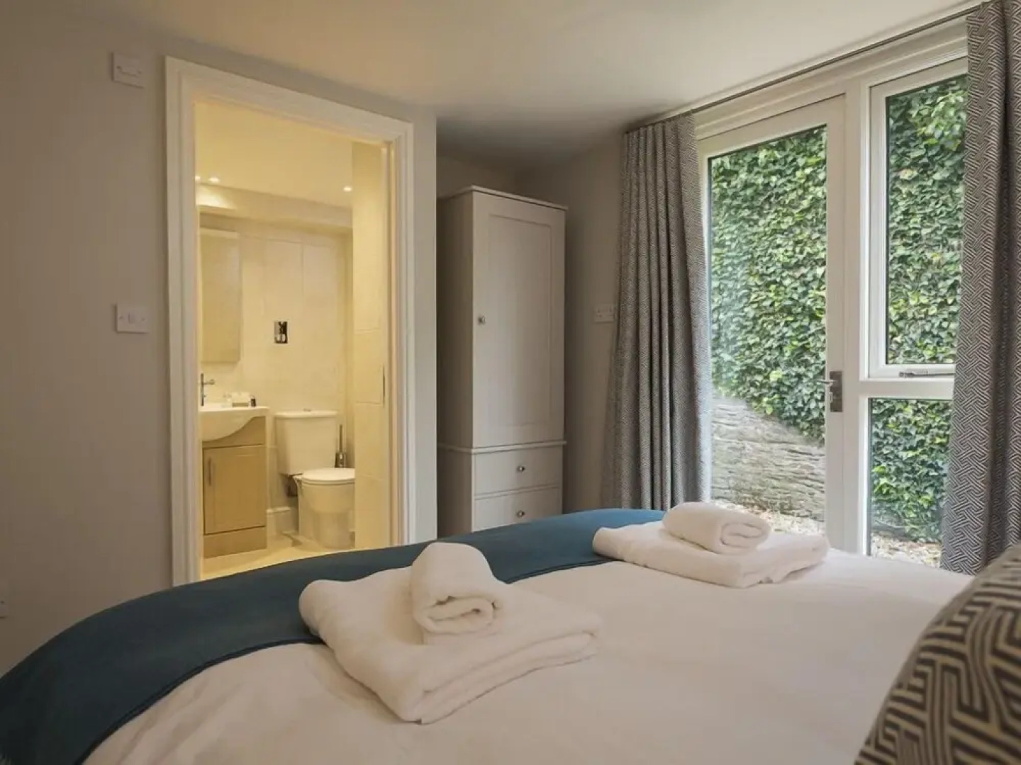 4 Keeper's Cottage, Hillfield Village