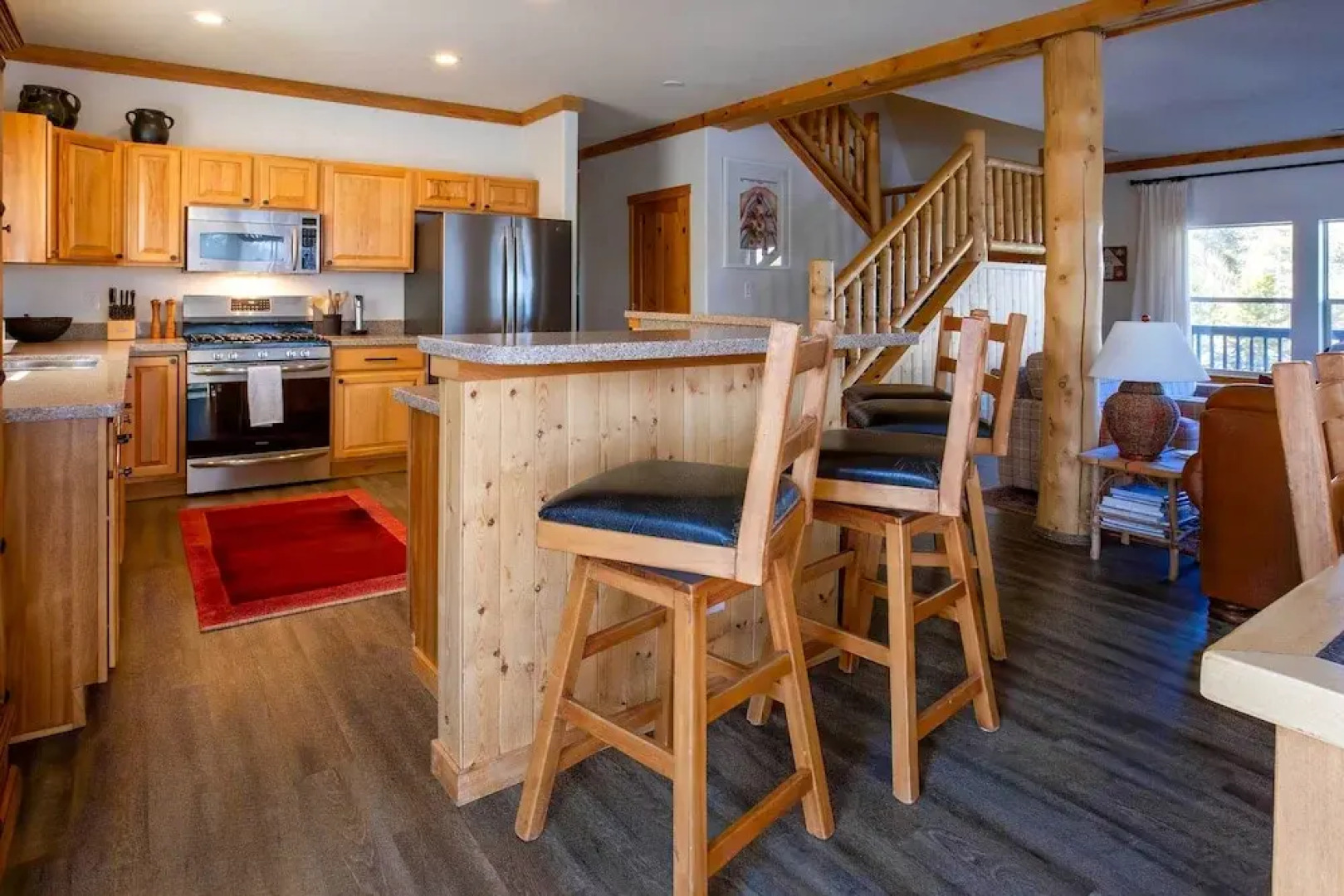 Mtn-view Retreat w/ Hot Tub in Granby!