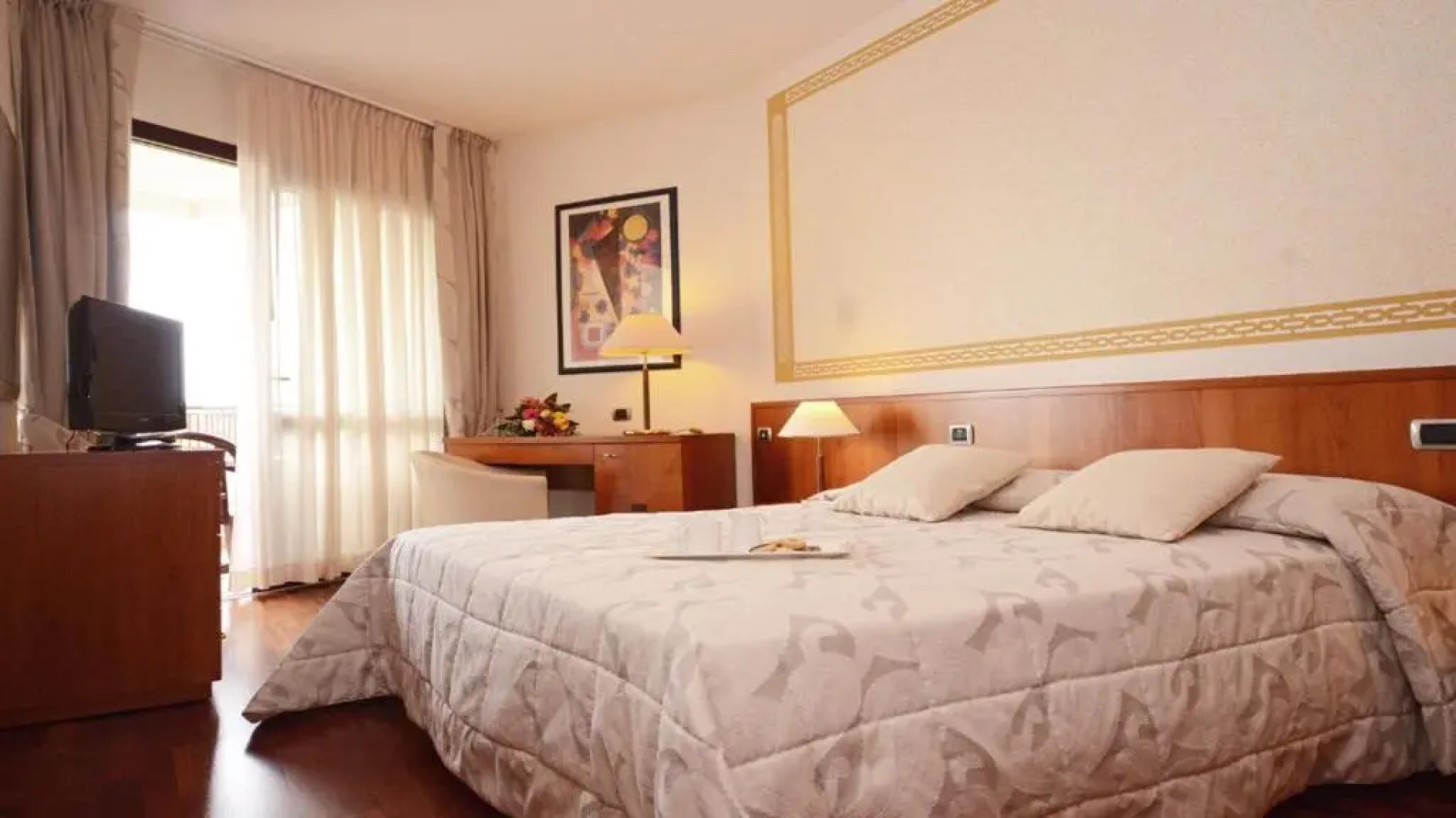 Savoy Beach Hotel & Thermal Spa