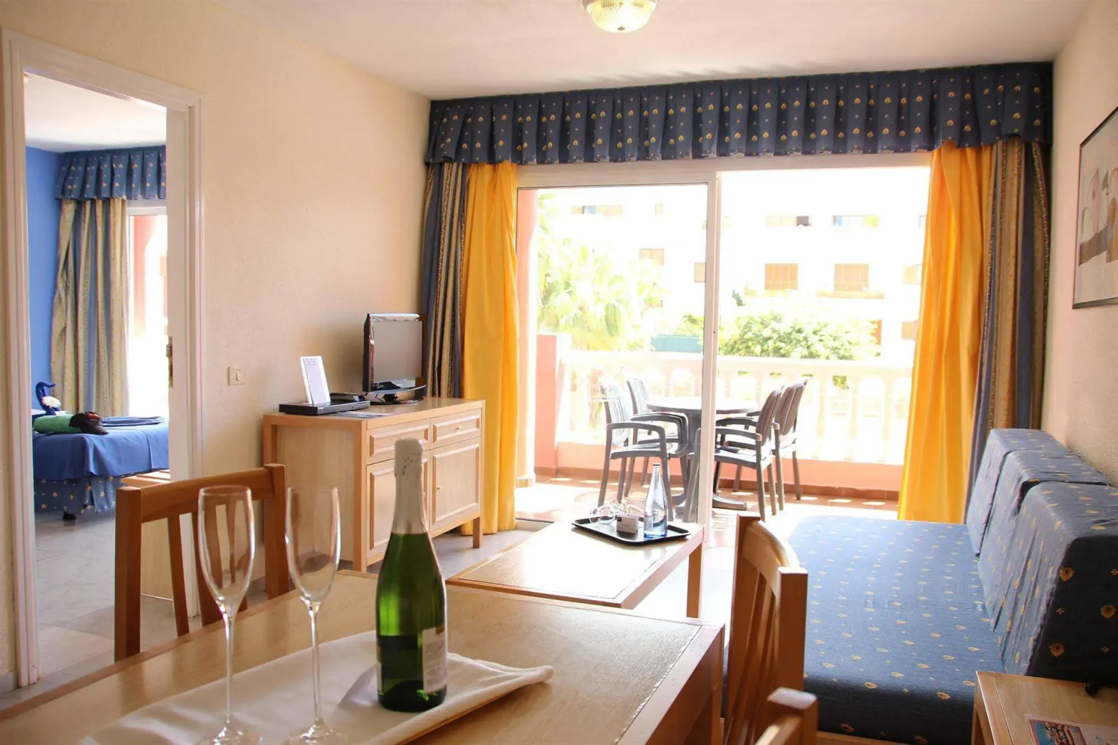 Apartamentos Marola Park