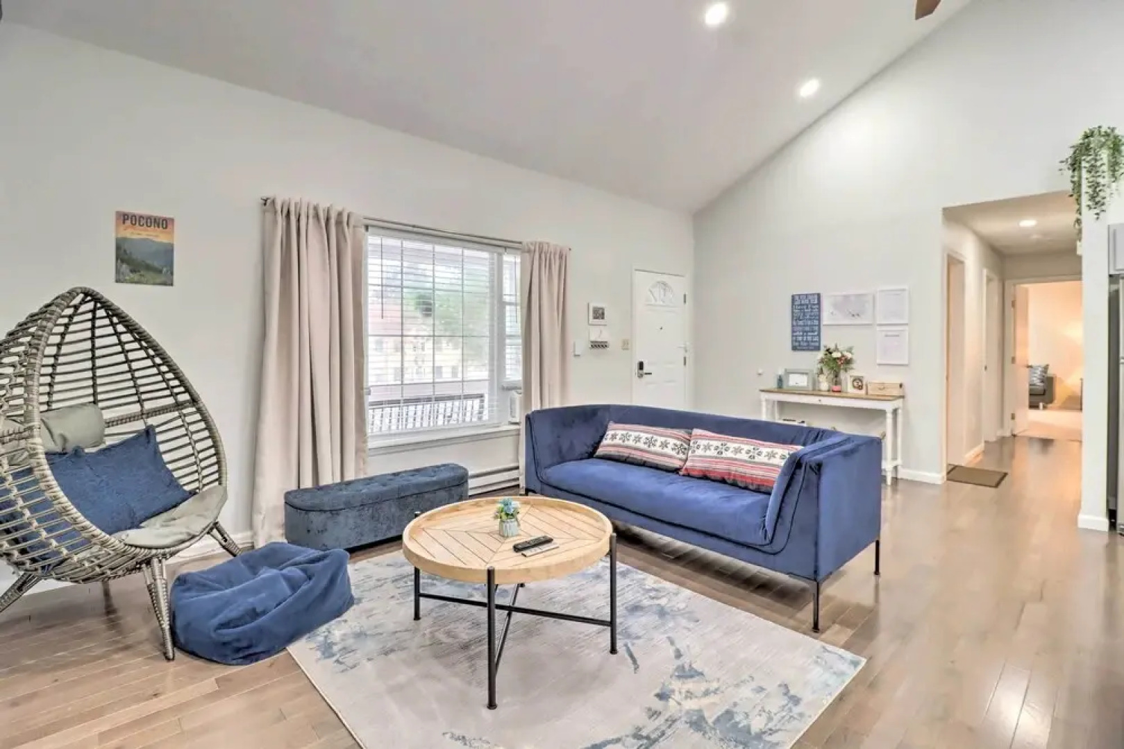 Gas Grill, Lake Access: Scenic Poconos Retreat!