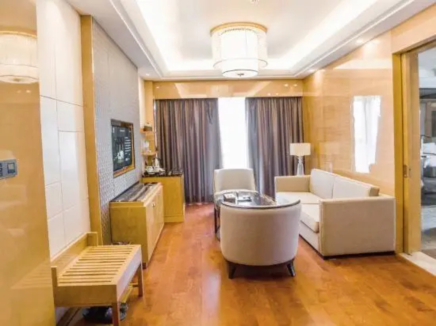 Wanning Yingbin Hotel