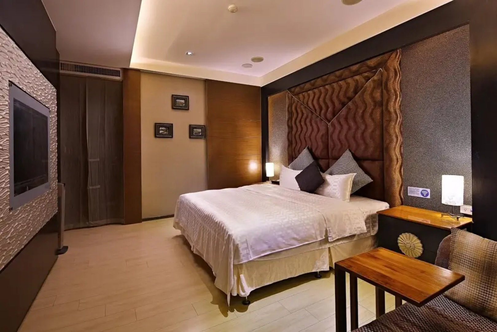 Prague Spring Boutique Motel