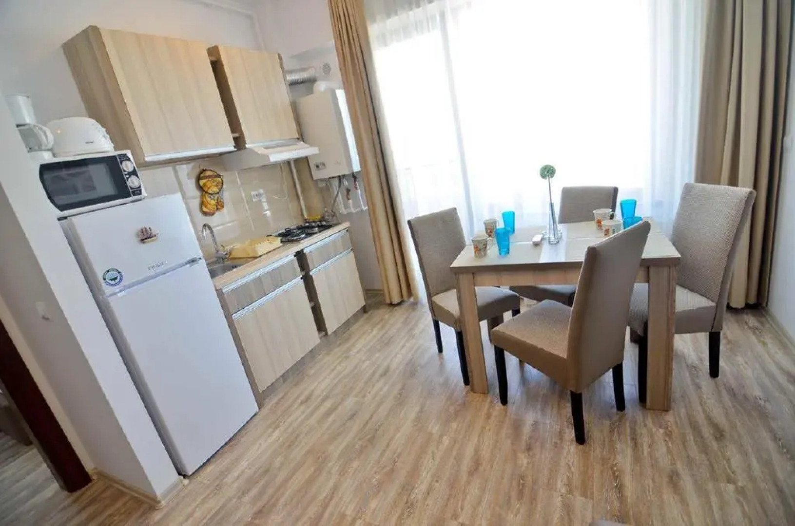 Lux Tropical Garden Apartment Mamaia Nord