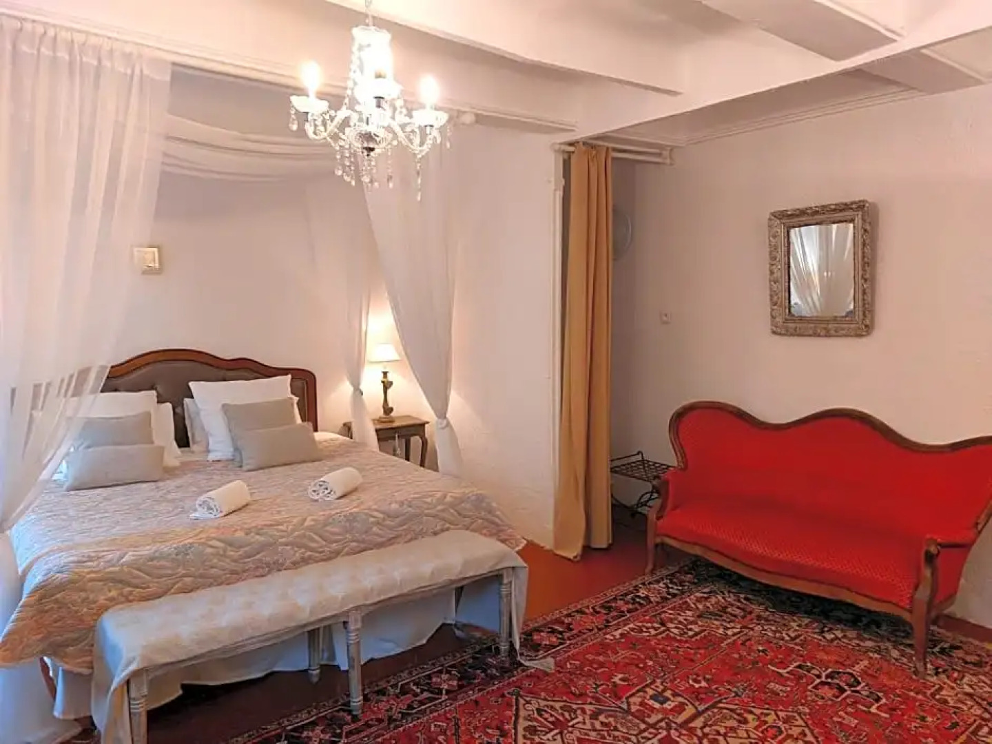 LA MAISON BARNOIN - gîtes et chambres