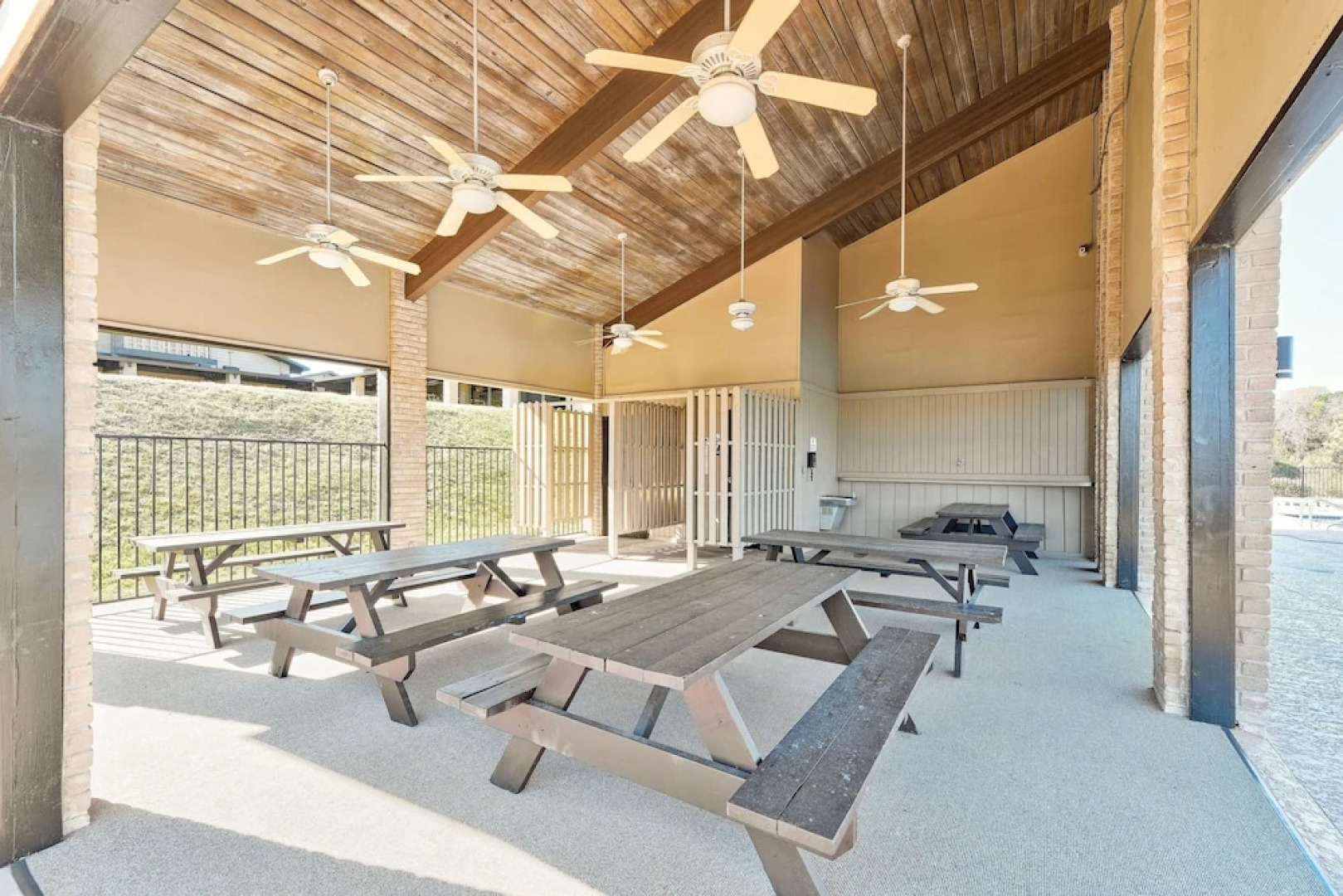 219 Comanche Home 2 Bedrooms 2 Bathrooms Home