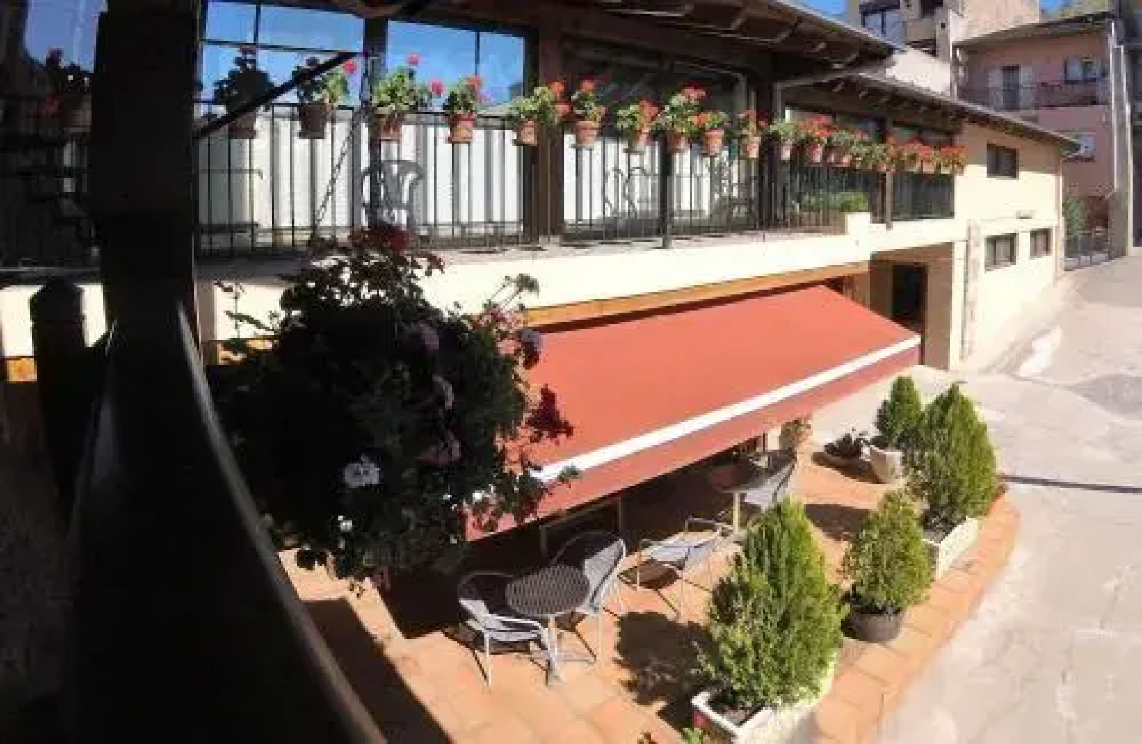 Aparthotel les Corts