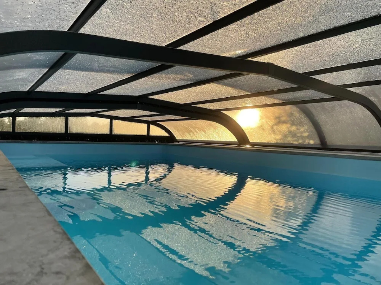 Beautiful Holiday Home With Swimming Pool