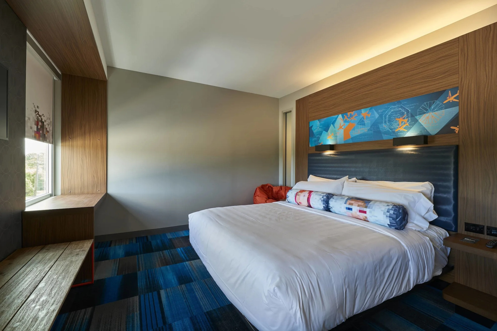 Aloft Cleveland Airport