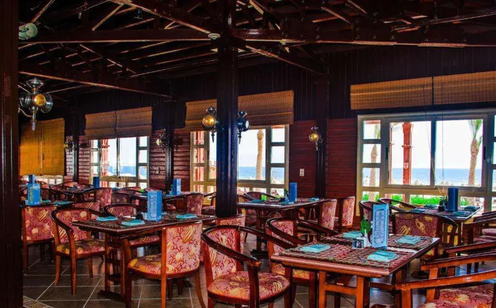 Coral Beach Resort Montazah