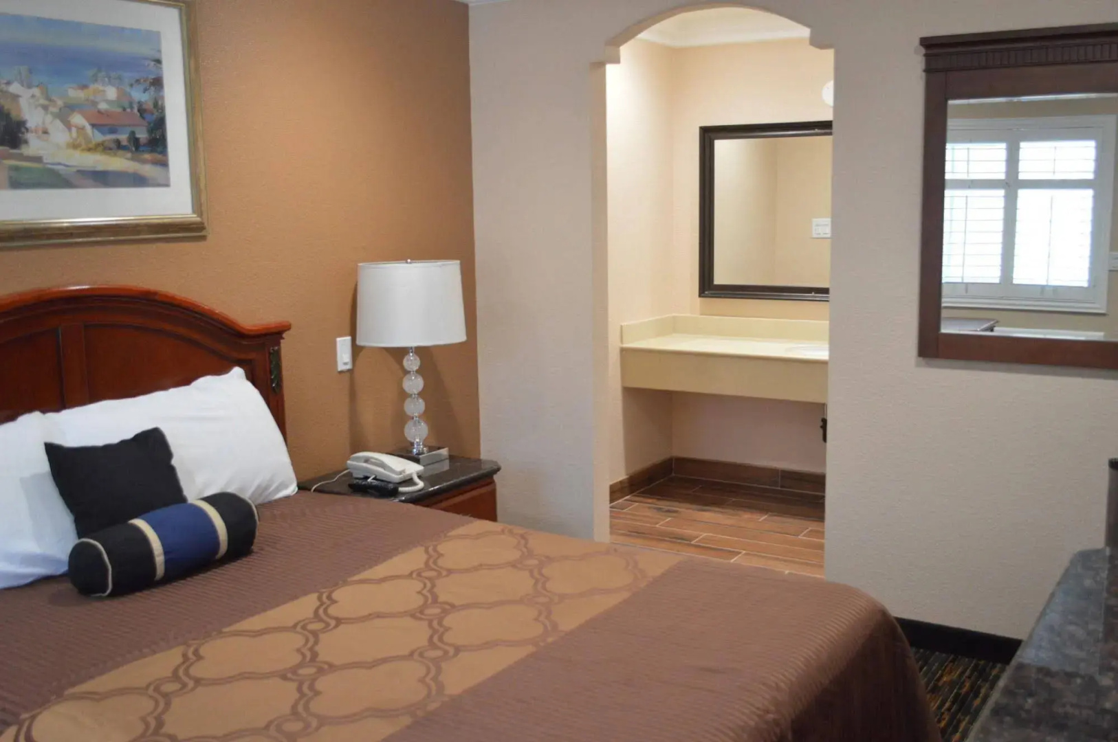 Motel 6 Tustin, CA – Orange County