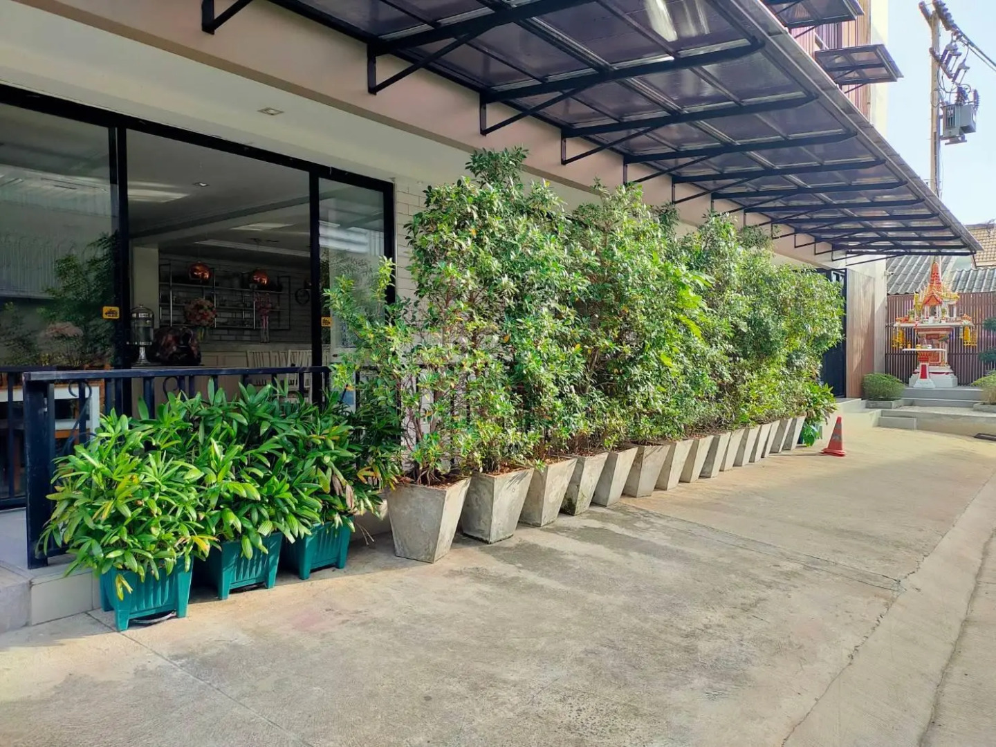 The Rich Hotel Ubonrachatani