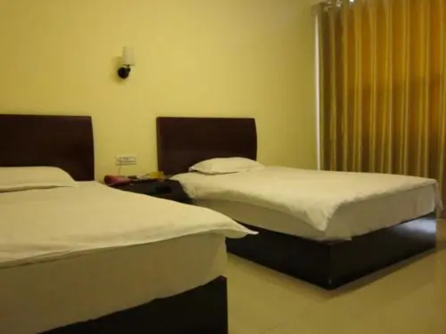 Wudang Moutain Sunny Hotel