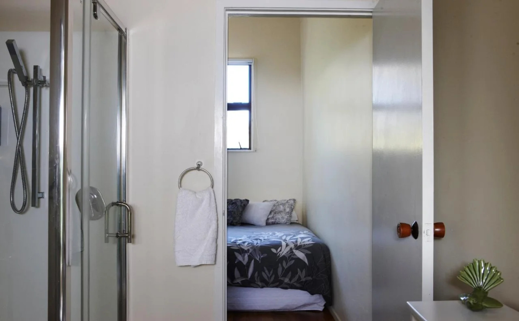 Tipi and Bob's Waterfront Lodge