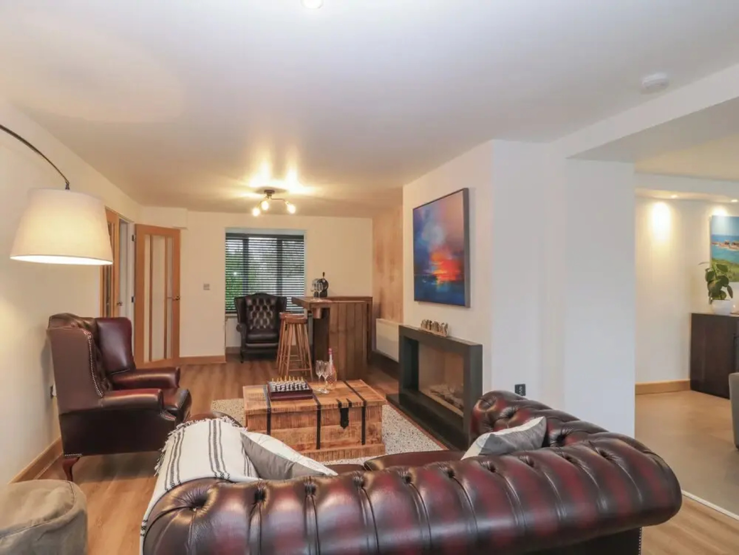 2 White Rock Court